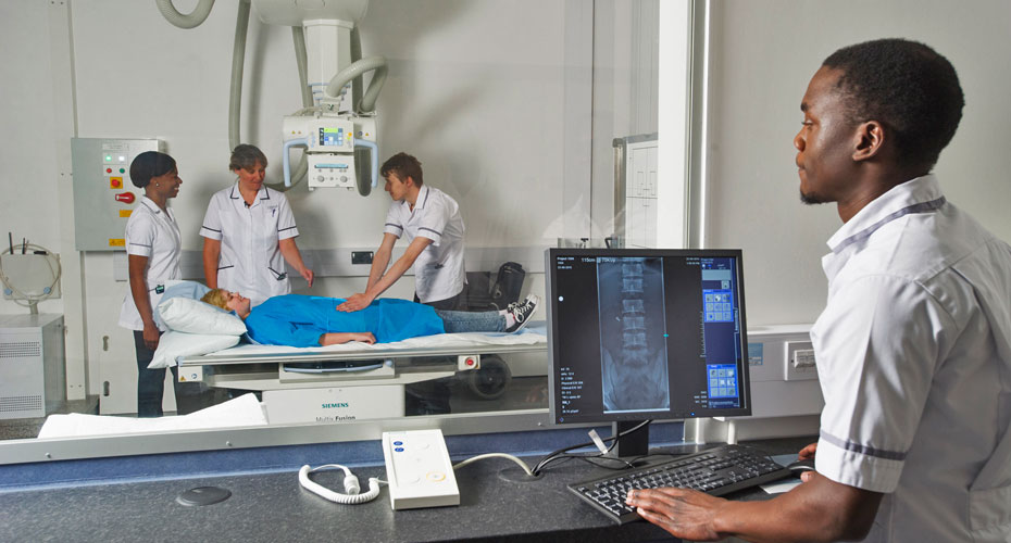 Students performing a scan at the Medical Imaging Centre